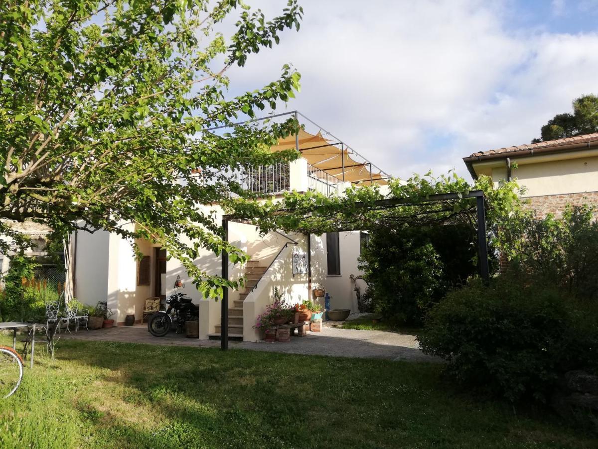 Casa Del Geco Acomodação com café da manhã Paestum Exterior foto