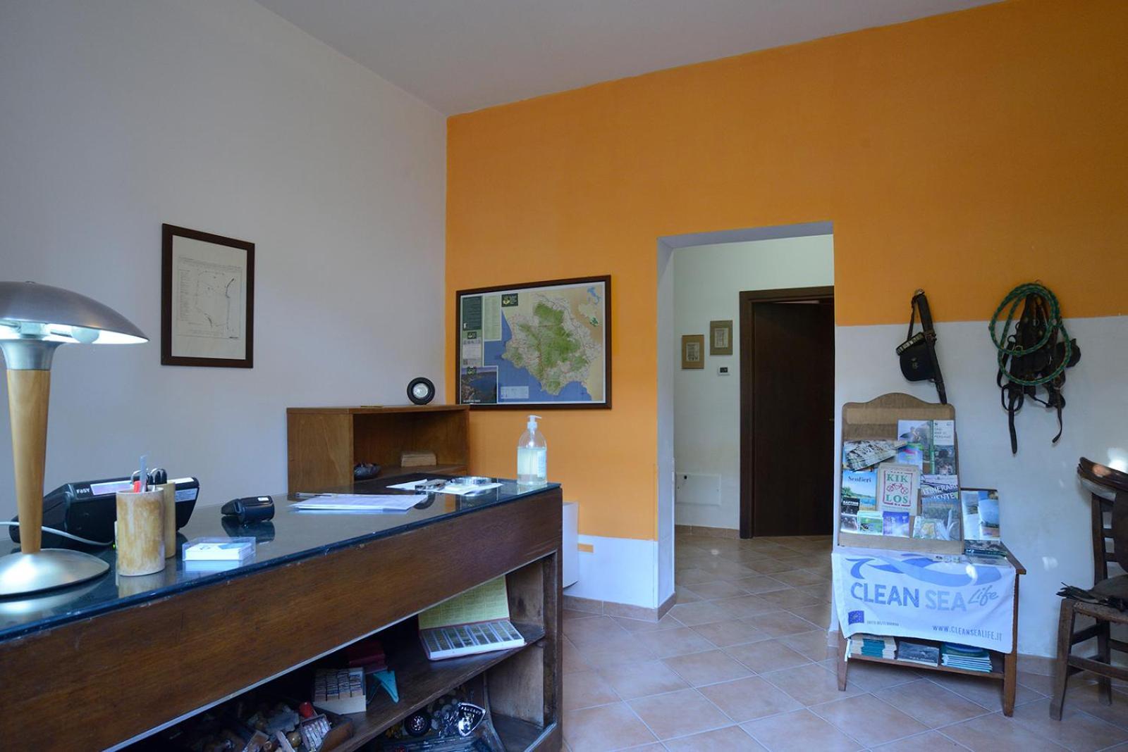 Casa Del Geco Acomodação com café da manhã Paestum Exterior foto