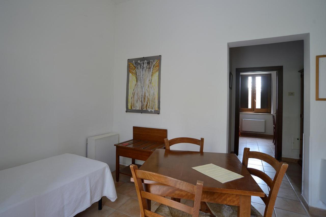Casa Del Geco Acomodação com café da manhã Paestum Exterior foto
