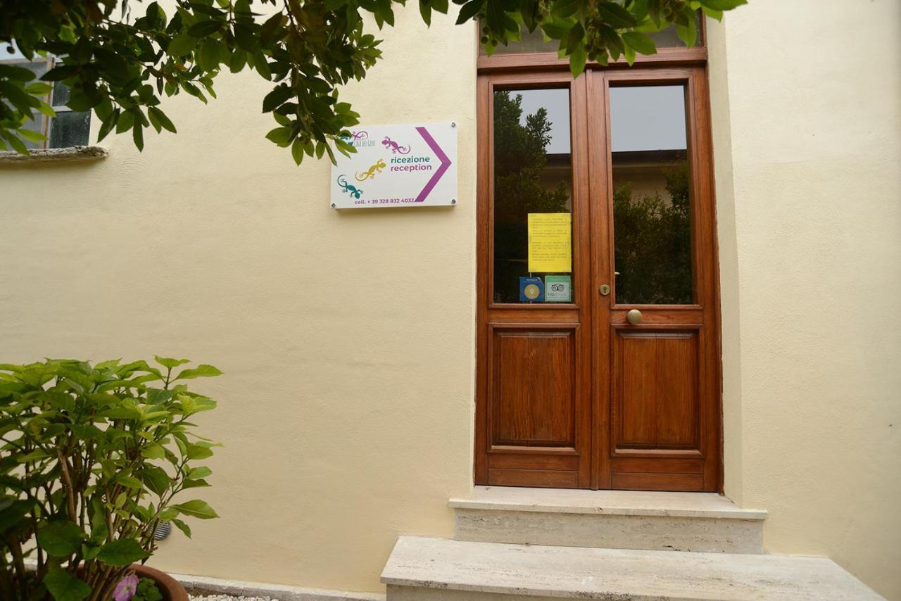 Casa Del Geco Acomodação com café da manhã Paestum Exterior foto